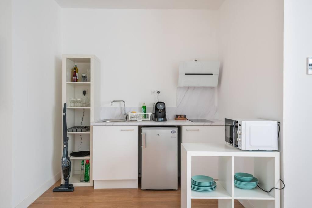 Apartment Le Bambou: Grand Au Calme, Climatise, 5 Min De La Gare Bordeaux